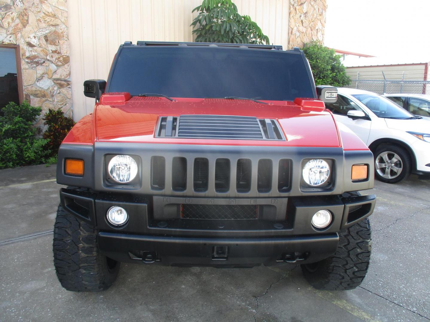 2008 Orange /Black HUMMER H2 Base (5GRGN23868H) with an 6.2L V8 OHV 16V engine, 6-Speed Automatic Overdrive transmission, located at 4724 53rd Ave East, Suite 1, Bradenton, FL, 34203, (941) 803-7117, 27.445360, -82.501678 - **AUTO DEALER SOLUTIONS**4724 53rd Ave ESuite 1Bradenton, Fl 34203941-803-71172008 HUMMER H2 5GRGN23868H10393454,256 MilesThis HUMMER H2 is literally new, over $50k spent on makeover, $10,000 paint job, all new leather throughout interior, new wheels and tires, all new trim accents. This H2 is an e - Photo#1